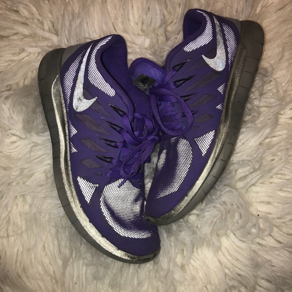 Nike free run 5.0 purple reflective running shoes